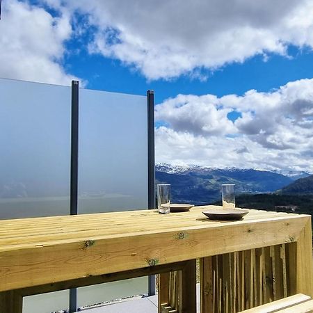Tiny Mountain Cabin With A Panoramic View Giljane Exterior photo