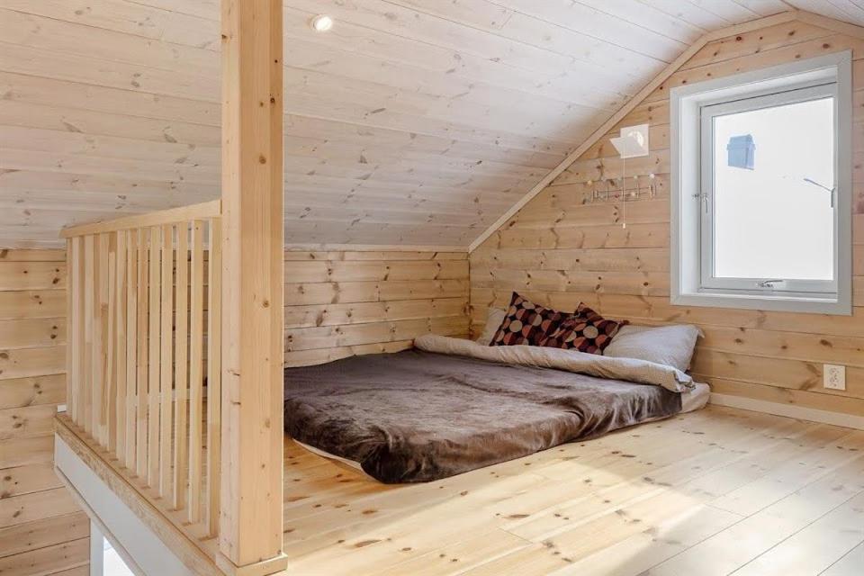 Tiny Mountain Cabin With A Panoramic View Giljane Exterior photo