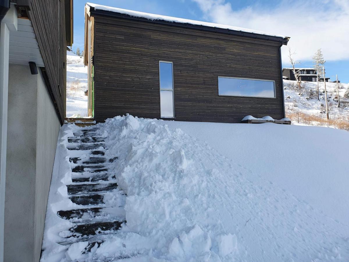 Tiny Mountain Cabin With A Panoramic View Giljane Exterior photo