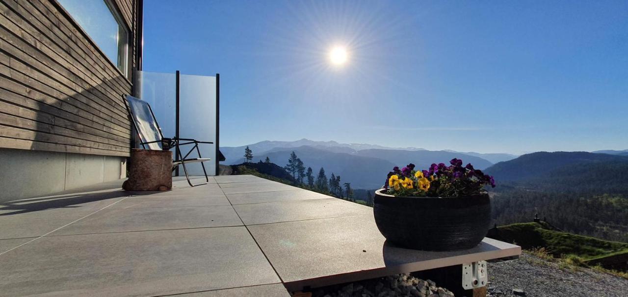 Tiny Mountain Cabin With A Panoramic View Giljane Exterior photo